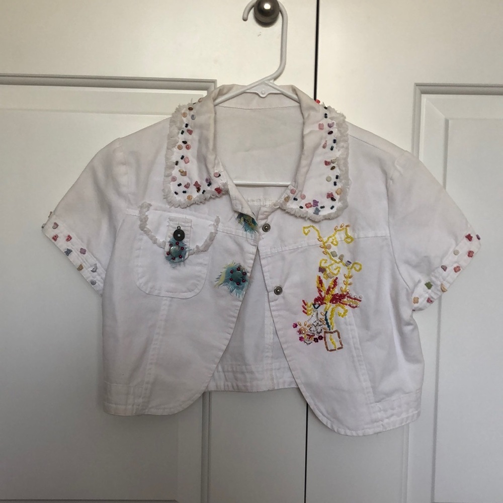 CROPPED WHITE JEAN JACKET